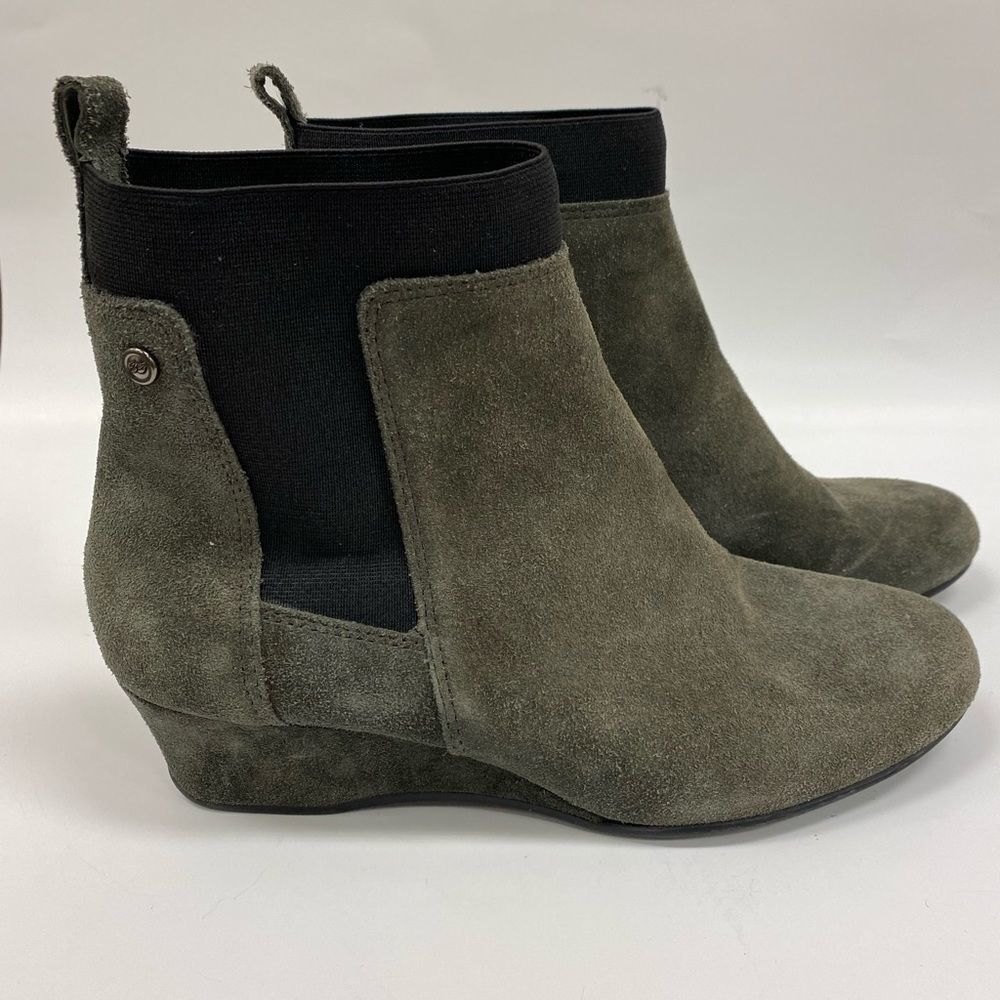 NURTURE Francie‎ Grey green Wedge Chelsea Ankle Boots
